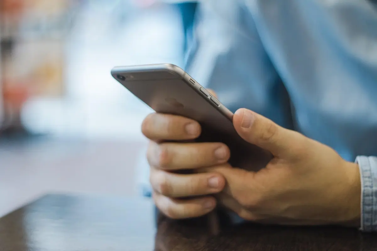 Aprenda a Informar Quem Está em Cópia no E-mail de Forma Elegante como dizer que a pessoa está em cópia no e-mail