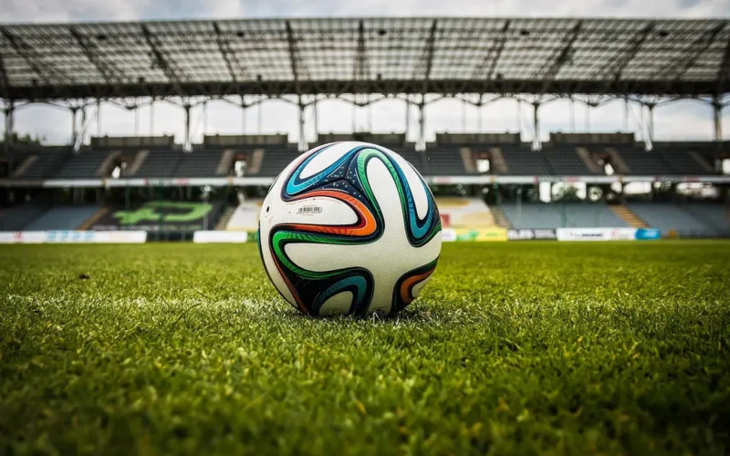 Neymar ou Ronaldinho Gaúcho: Quem é o Mais Rico?