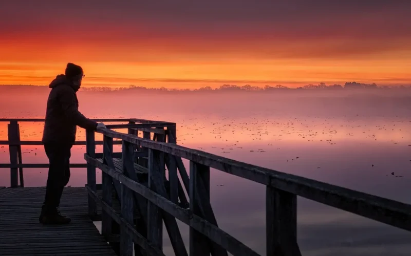 O Que Significa Quando um Homem Te Olha e Sorri?