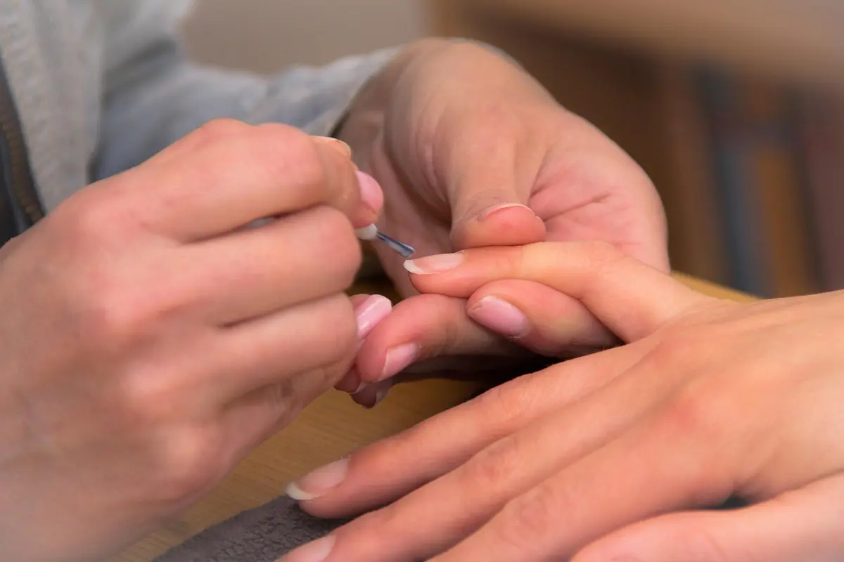 Esmaltes Perfeitos para Vestidos Lavanda esmalte que combina com vestido lavanda